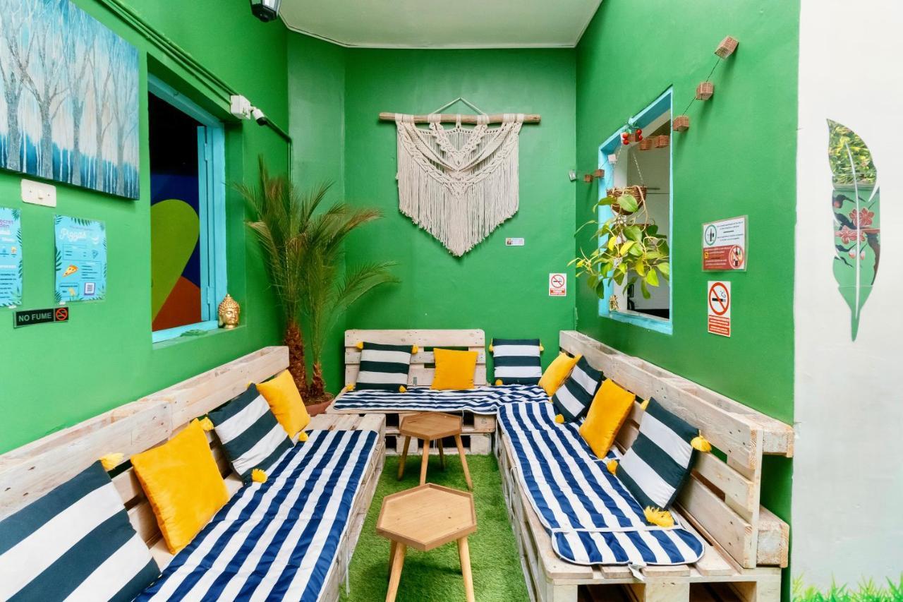 The Secret Garden Hostel Lima Exteriör bild